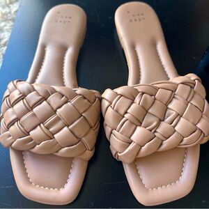 TARGET woven flat sandals